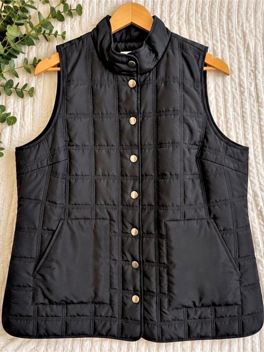 CJ Banks Navy Quilted Puffer Vest 1X Snap Front Pockets | Like New